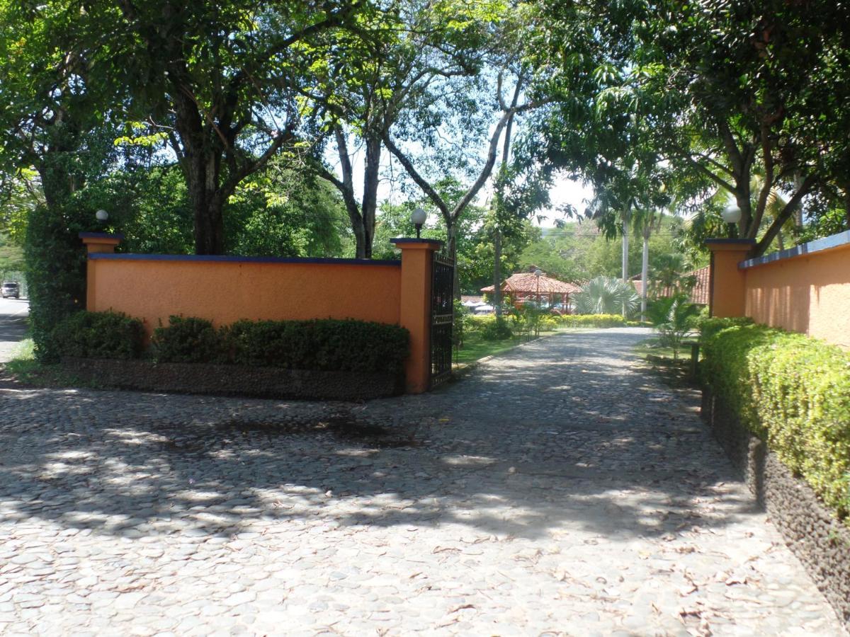 Hotel Hosteria Real à Santa Fe de Antioquia Extérieur photo
